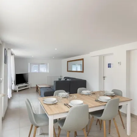 La Bergere De Domremy Spacieuse Avec Sdb Privative, Espace Partages Cuisine, Salon Et Terrasse *